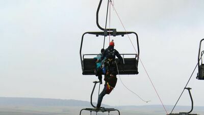 Lubelskie. Operacja wysoko nad ziemią. Strażacy szykują się do sezonu narciarskiego