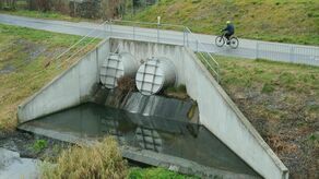 Sąd potwierdził, że miastu naliczano zbyt duże opłaty za deszczówkę odprowadzaną kanałami do rzek