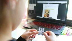 Ministerstwo się namyśliło. Pieniądze z ZUS także, gdy COVID-19 zamknął tylko jedną klasę 