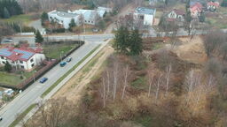 Archidiecezja stara się o pozwolenie na budowę na działce u zbiegu Dożynkowej i Bluszczowej. Nieruchomość.