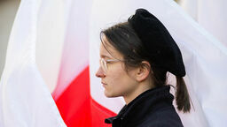 Biała Podlaska świętuje. Wieńce, flagi, odznaczenia