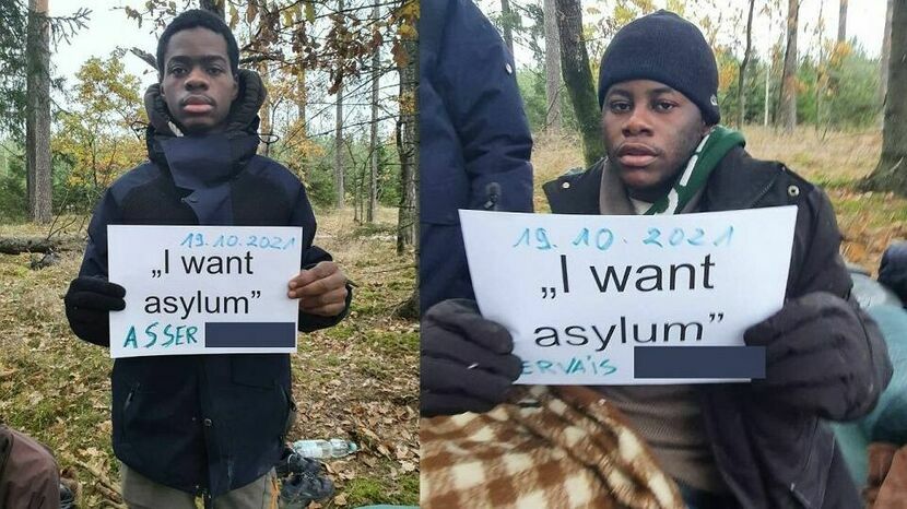 „Proszę o azyl” – kartki z takimi napisami w języku angielskim mieli obaj nastolatkowie