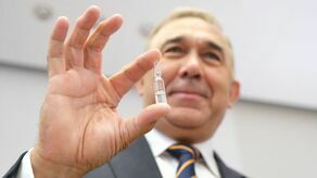 – Jako pierwsi na świecie mamy lek na COVID – mówił na specjalnej konferencji prasowej we wrześniu ubiegłego roku senator Grzegorz Czelej