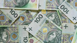 Straciła pieniądze, bo uwierzyła, że rozmawia z pracownikiem banku