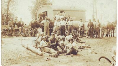 Siemień. Pamiątka pracy przy budowie szosy w roku 1937