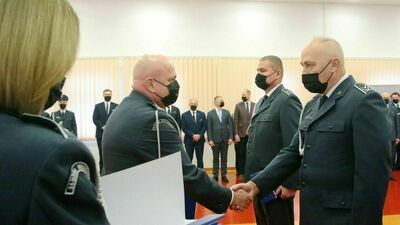 Odznaczenia i awanse w Zakładzie Karnym w Opolu Lubelskim. "To żywy organizm" [zdjęcia]