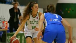 Martina Fassina (z piłką) nie gra od 17 października