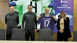 Pokaźne wsparcie – 60 tys. zł –  „na promocję gospodarczą” dostali od marszałka z budżetu „Marketing gospodarczy województwa lubelskiego II” juniorzy U-16 Stali Kraśnik, którzy zagrali w turnieju w Las Vegas w 2020 roku