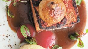 Od sylwestrowej zupy cytrynowej do śliwek w boczku