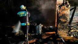 Drewniany budynek mieszkalny cały zajął się ogniem. W środku znaleziono zwłoki mężczyzny