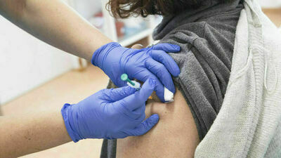 Nowa szczepionka przeciw COVID-19 dopuszczona w UE