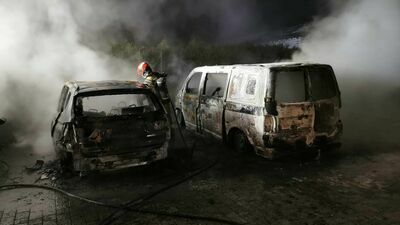 Powiat lubelski. Środek nocy i płonące audi, volkswagen i BMW