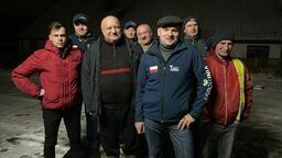 Rolnik z przedstawicielami Agrounii, m.in. z liderem, Michałem Kołodziejczakiem