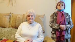 Pani Józefa (po prawej, 1630 zł emerytury) i pani Irena (1400 zł): Na ogrzewanie elektryczne nie będzie nas stać