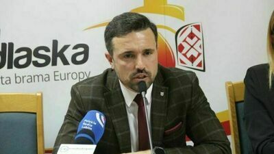 Prezydent Białej Podlaskiej już nie opowie o swojej pracy na sesjach