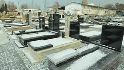 W zakładzie przy ul. Głuskiej 254 z kamiennych bloków wytwarza się m.in. nagrobki