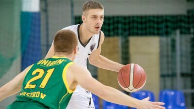 Bartłomiej Pelczar zdobył w środę 25 punktów i poprowadził AZS UMCS Start II do siódmego zwycięstwa w sezonie
