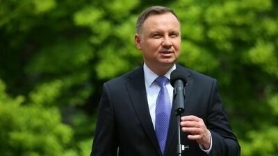 Para prezydencka posłucha koncertu Roksany Węgiel w Kodniu