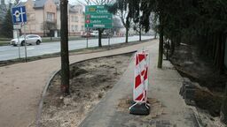 Biała Podlaska. Najpierw zabetonowali, teraz wycięli