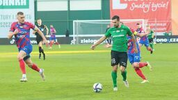 Fot. Gole Bartosza Śpiączki są dla Górnika Łęczna bardzo cenne

