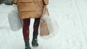 Dwie zuchwałe kradzieże na ulicy i rozbój. Dla sądu to za mało na areszt 