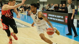 Cleveland Melvin (z piłką) rozegrał znakomite zawody