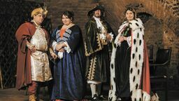 Kiedy suknia schodzi z płótna. Historia Zamościa zaszyta w kostiumach