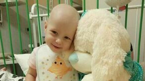 Mała Hania z Cycowa walczy o życie. "Od celu oddalają nas tylko lub aż pieniądze"