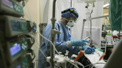 Czarny scenariusz piątej fali. Czy będą w szpitalach miejsca dla pacjentów bez Covid-19?