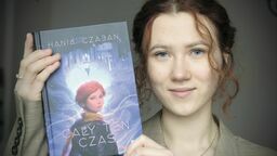 Pisanie jest tym, co po prostu kocham robić. Mam wrażenie, że ten debiut otwiera mi drzwi do takiej działalności – mówi Hania Czaban