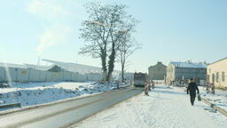 Ulica Dworcowa pogrążona jest w ciemnościach odkąd zaczęły się prace przy budowie Dworca Metropolitalnego przy ul. Młyńskiej.