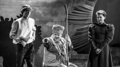 Przemysław Gąsiorowicz (w środku) zginął tragicznie w sobotę w wypadku samochodowym