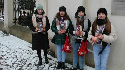 Uczennice ze Szkoły Podstawowej numer 4 