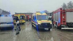 Dramatyczna akcja straży. Ciężka ładowarka przygniotła człowieka