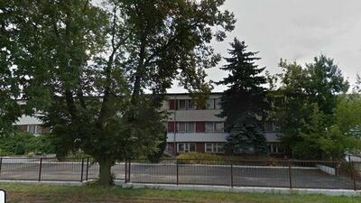 Nieruchomość przy ulicy Brzeskiej 81 na sprzedaż