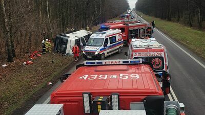 Lubelskie. Wypadek autokaru. 13 osób w szpitalach