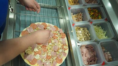 Zatrudnia się, zdobywa zaufanie i okrada. Lubelski restaurator ostrzega innych