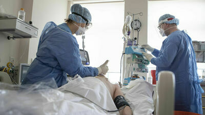 Niedzielski zapowiada szczyt V fali. Nawet 140 tys. zakażeń dziennie