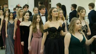 Studniówki 2022. Bal VIII LO w Lublinie