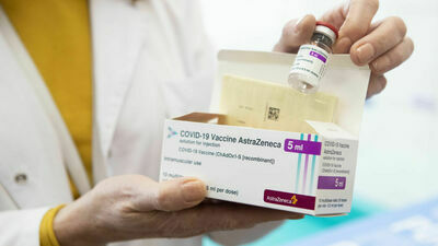 Lekarze apelują: Nie należy wahać się z przyjęciem dawki przypominającej szczepionki przeciw COVID-19