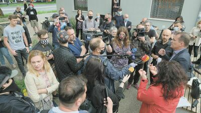 Strategia Lublin 2030 zawiera zapisy pokazujące Lublinowi kierunek rozwoju w stronę miasta bardziej sprawiedliwego społecznie, zorientowanego na swoich mieszkańców, innowacyjnego, zrównoważonego, odpornego na zmiany klimatu. Na zdjęciu: protest mieszkańców w sprawie wycinki drzew w ramach remontu ul. Lipowej