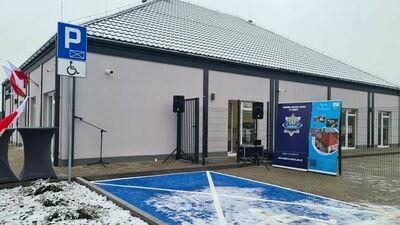 Koszt budowy modułowego posterunku, jaki w zeszłym roku oddano w dolnośląskich Prochowicach, to ok. 3,5 mln zł. Podobny może powstać w Żyrzynie