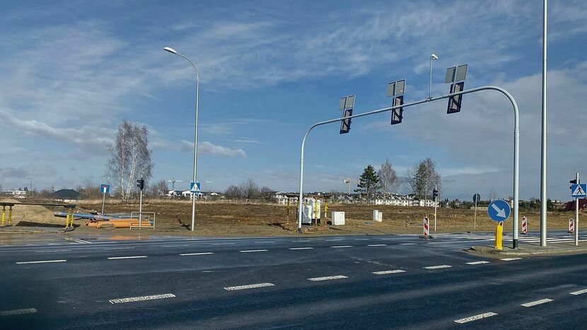 Do końca roku ma być gotowy 100-metrowy fragment ul. Staczyńskiego, który ma umożliwić dojazd do planowanego w tym miejscu Lidla. Później droga ma być połączona z ul. Dereckiego