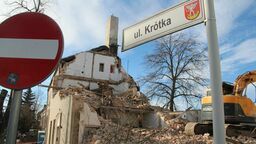 Z kamienicy niewiele już zostało