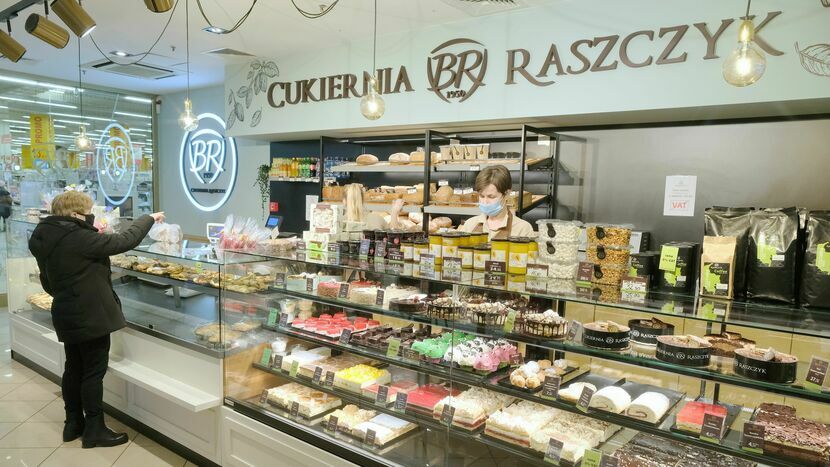 W nowych lubelskich sklepach firmowych kupujemy torty i ciasta, które powstają w Pasłęku