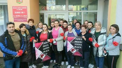 W styczniowym proteście udział brali pracownicy wszystkich miejskich żłobków. Na zdjęciu pracownicy placówki nr 1 z ul. Wileńskiej