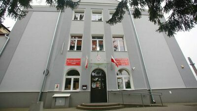 Potrzeba więcej pieniędzy na halę sportową dla szkoły w Kraśniku