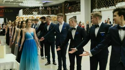 Studniówki 2022. Bal maturzystów IV Liceum Ogólnokształcącego w Lublinie [zdjęcia]