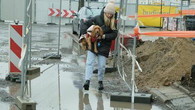 Lublin. Wpław przez Dworcową. Piesi skarżą się na utrudnienia