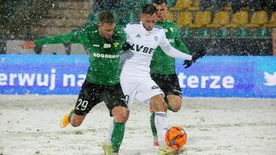 Ostatni mecz ligowy w Łęcznej odbył się w ekstremalnych warunkach. W sobotę na boisku powinno być zdecydowanie mniej przypadkowości